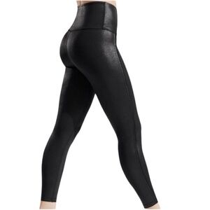 EUC - Beyond Yoga - Ride It High-Waisted Midi Leggings- size Small